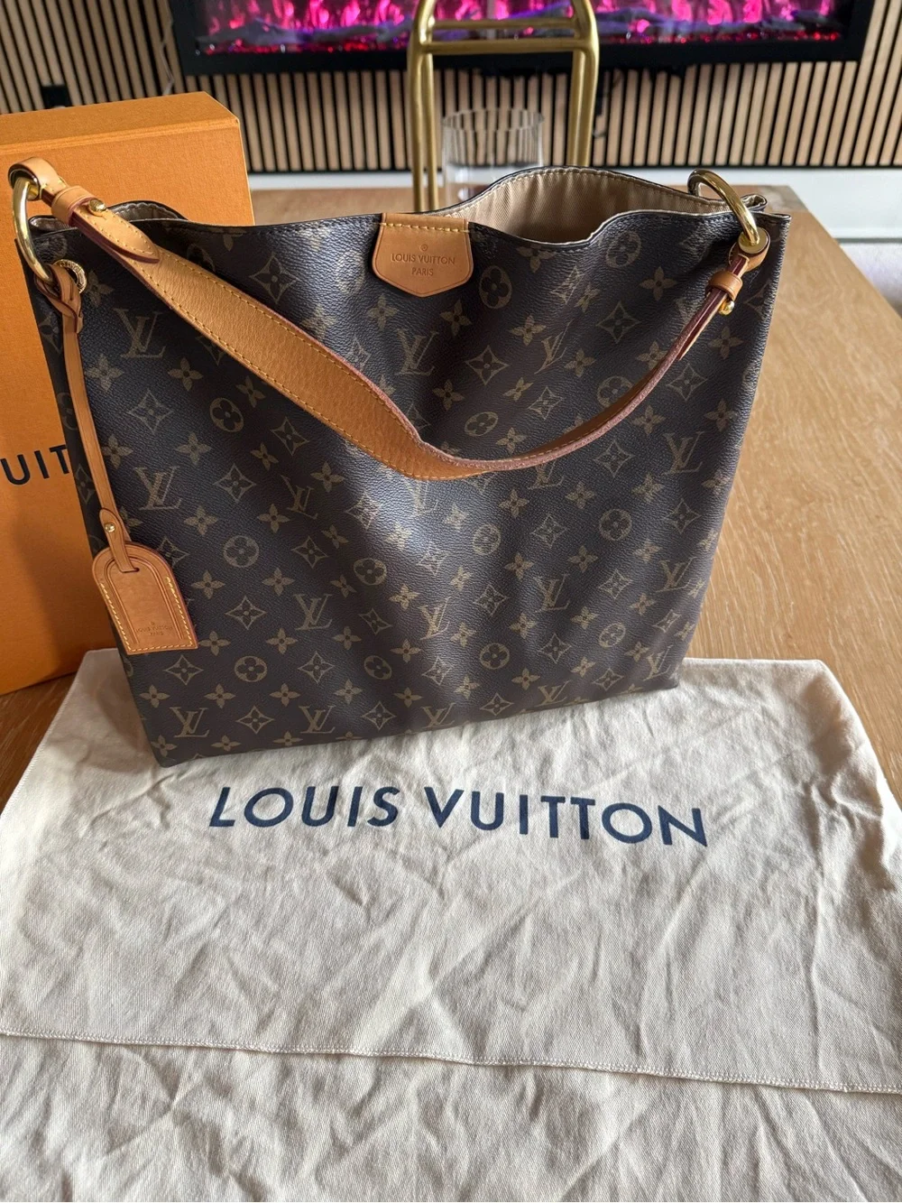 Louis Vuitton Graceful PM Monogram Hobo Shoulder Bag